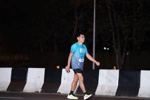 BIB: 775
                            <button type="button" onclick="openModal(21147746)" class="btn btn-primary btn-sm float-right btn-popup" data-toggle="modal" data-target=".modal-high-quality">
                        <i class="fas fa-shopping-cart"></i> Add to Cart
                    </button>
                                            <button type="button" onclick="isThisMe(21147746, true)" class="btn btn-success btn-sm float-right btn-popup btn-isme hidden" data-toggle="tooltip" data-placement="bottom" title="นี่คือรูปของคุณใช่ไหม คลิกที่นี่เพื่อเอาเข้าอัลบั้ม">
                        <i class="fas fa-plus"></i> Add to album
                    </button>
                    <button type="button" onclick="isThisMe(21147746, false)" class="btn btn-warning btn-sm float-right btn-popup btn-isnotme hidden">
                        <i class="fas fa-ban"></i> Remove from album
                    </button>